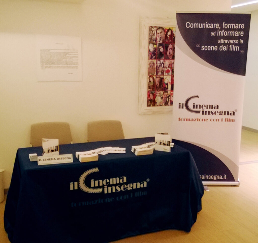 Grafica realizzata da Enza La Frazia: ilcinemainsegna rollup e stand convegno